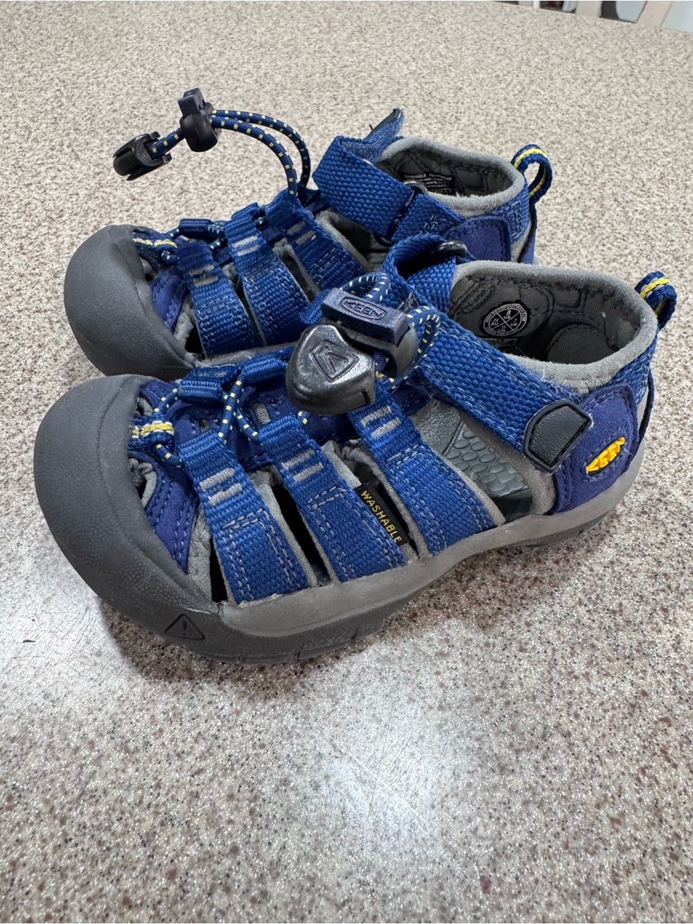 Keen Newport H2 Blue Sandals Kid Size 8 Waterproof Outdoor Hiking Water Sports